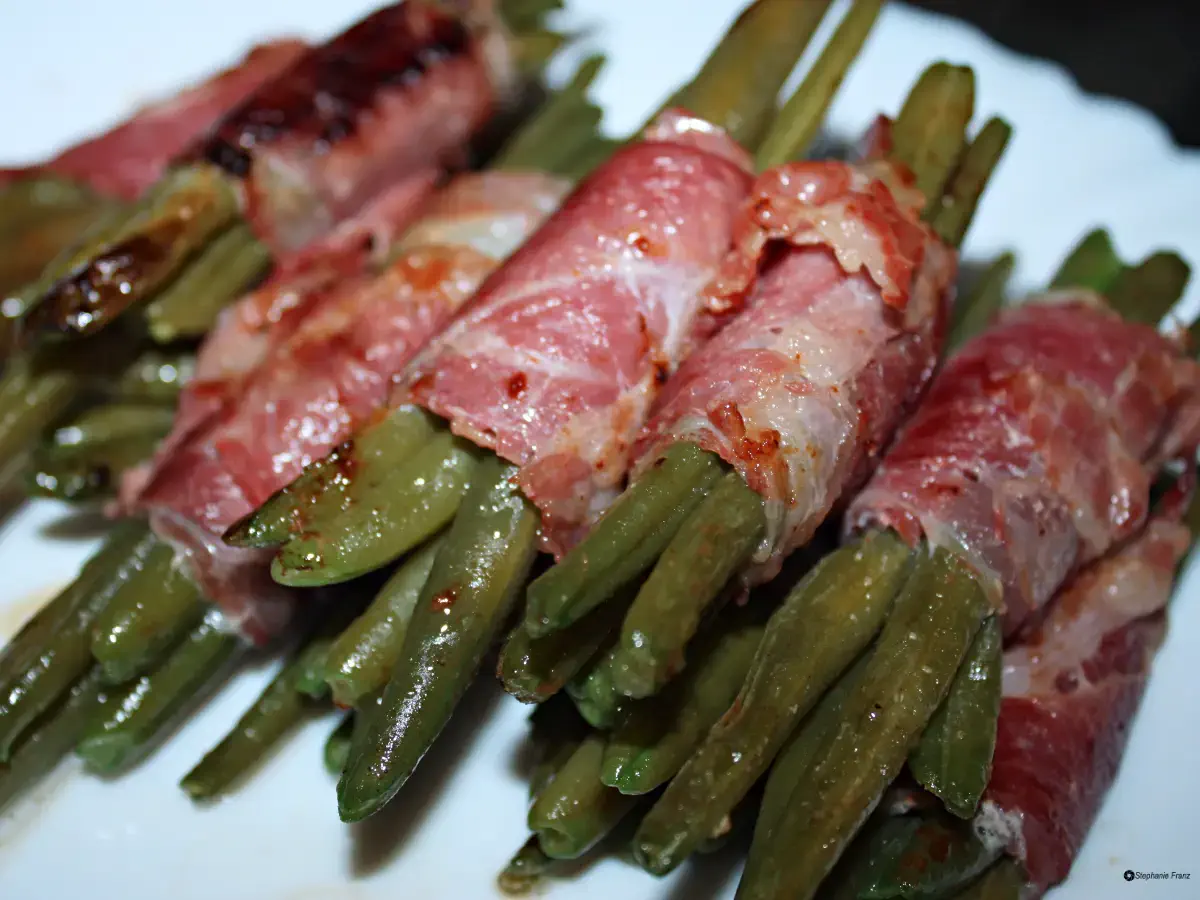 Bohnen im Speckmantel – perfekt vom Raclettgrill